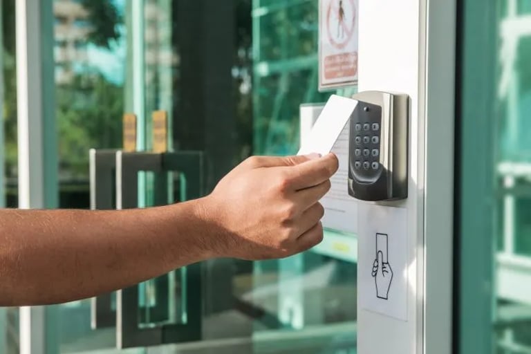 Proximity card reader maintenance and testing